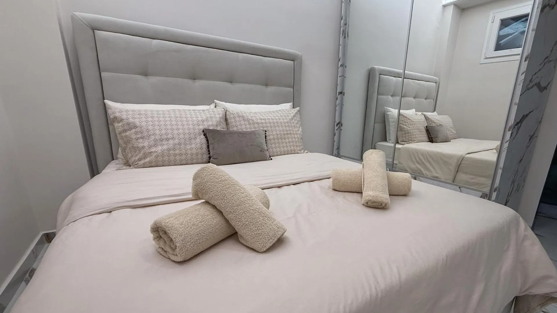 Thessaloniki City Center Apartment 0*,  Greece